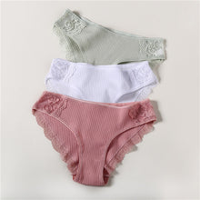 Load image into Gallery viewer, FINETOO Cotton Panty 3Pcs/lot Solid Women's Panties Comfort Underwear Skin-friendly Briefs Women Sexy Low-Rise Panty Intimates