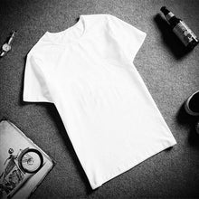 Load image into Gallery viewer, New Cotton Harajuku Aesthetics Tshirt Sexy Flowers Feather Print Short Sleeve Tops &amp; Tees Fashion Casual Couple T Shirt

