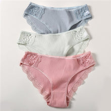Load image into Gallery viewer, FINETOO Cotton Panty 3Pcs/lot Solid Women's Panties Comfort Underwear Skin-friendly Briefs Women Sexy Low-Rise Panty Intimates
